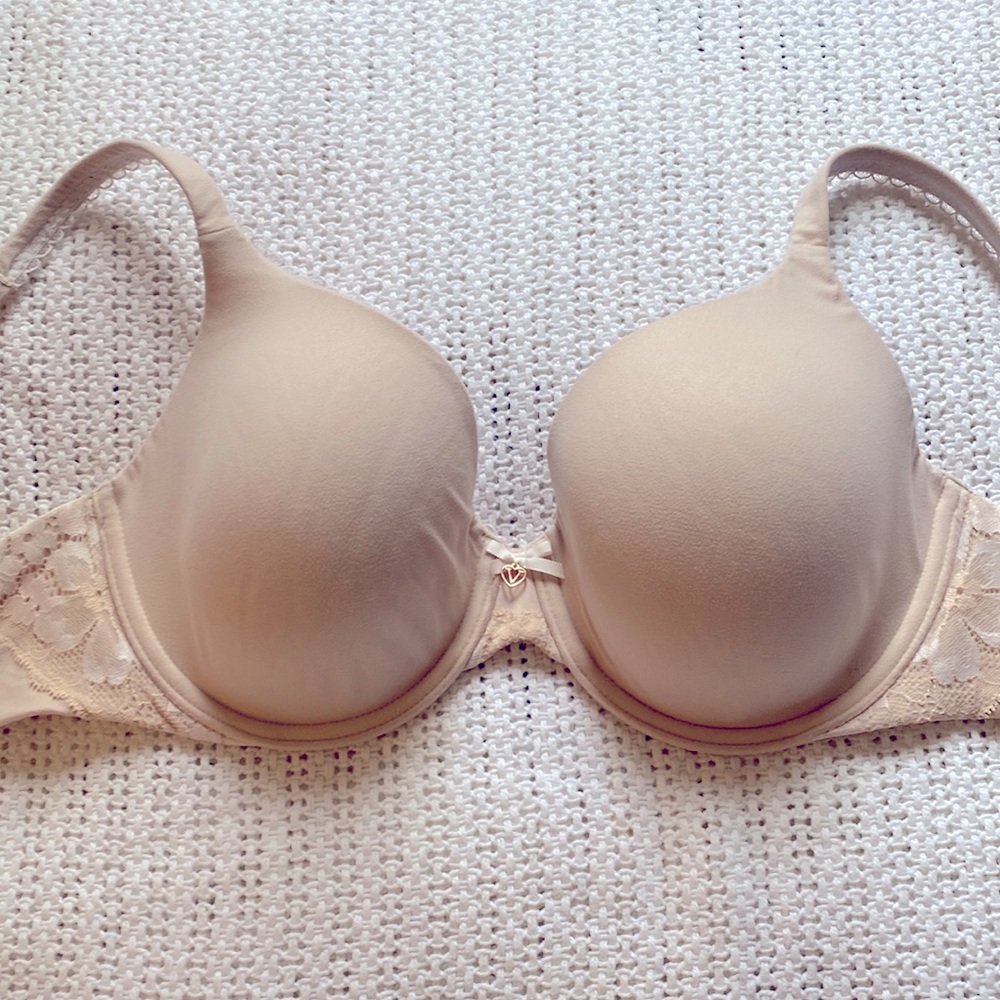 Victoria’s Secret Body By Victoria Nude Bra, no push-up, size 36C